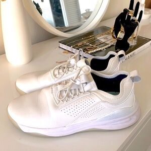 Clove Classic Sneakers All White Womens 5